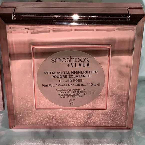 SMASHBOX + VLADA Gilded Rose Petal Metal Highlighter